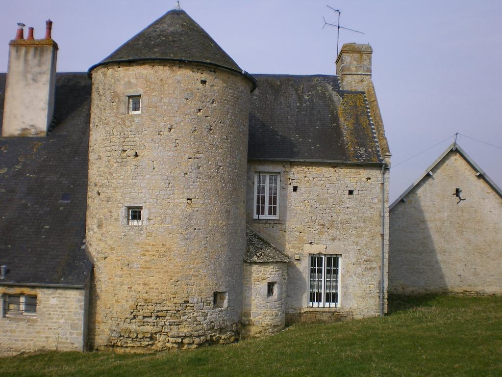 Ferme Manoir La Fiere Bed & Breakfast Sainte-Mere-Eglise Exterior photo