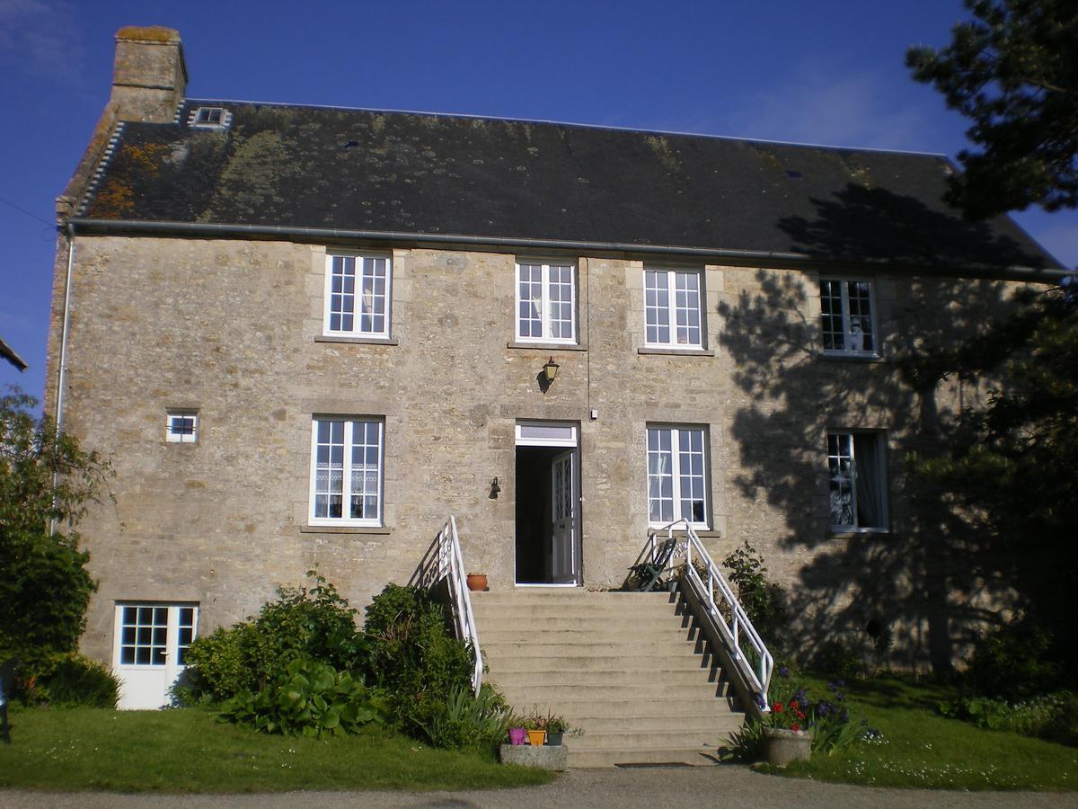 Ferme Manoir La Fiere Bed & Breakfast Sainte-Mere-Eglise Exterior photo