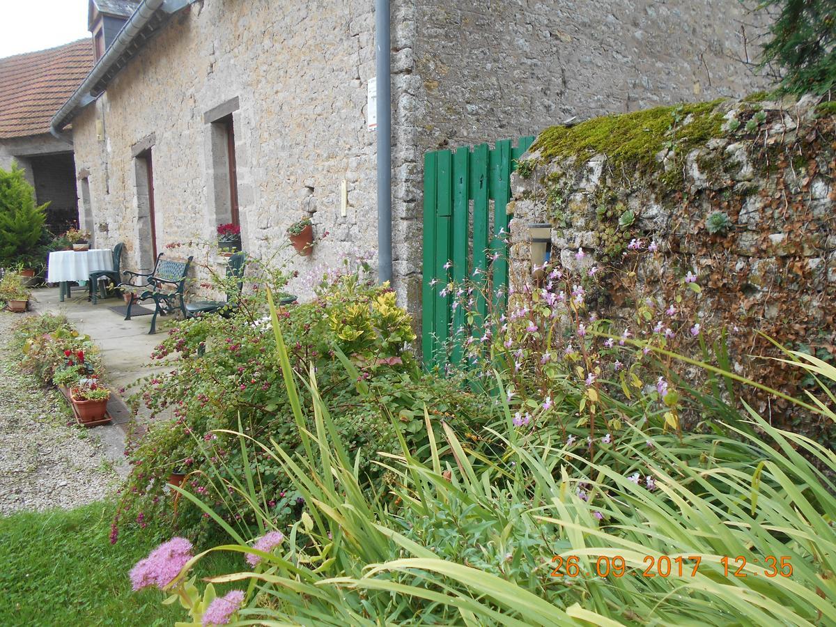 Ferme Manoir La Fiere Bed & Breakfast Sainte-Mere-Eglise Exterior photo